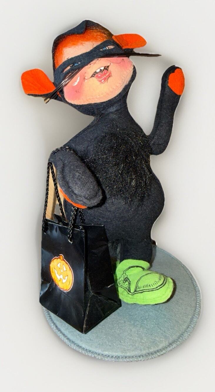 Vintage Annalee Doll Halloween Black Cat Trick or Treat Kid 1994 Fall Autumn